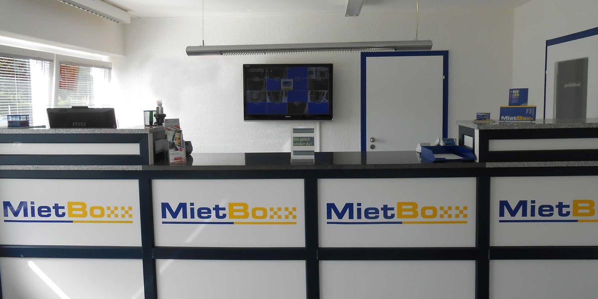 Sliderbild Mietboxx Hemmingen - Lager & Transporter mieten in Hannover